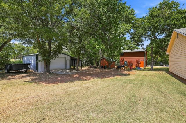 288 Clayton Drive, Pottsboro, TX 75076