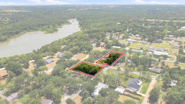 288 Clayton Drive, Pottsboro, TX 75076