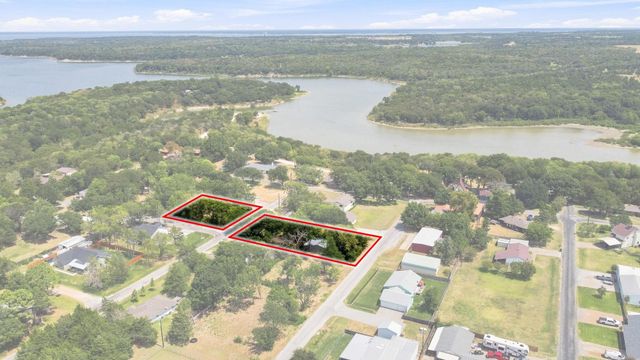 288 Clayton Drive, Pottsboro, TX 75076