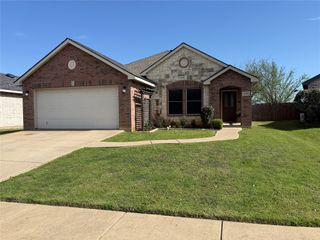 10637 Flagstaff Run, Fort Worth, TX 76140