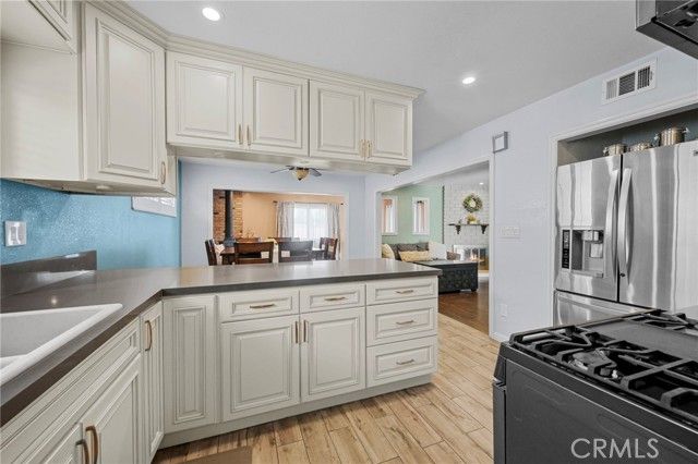 5412 Stevely Avenue, Lakewood, CA 90713