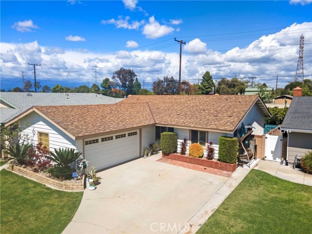 5412 Stevely Avenue, Lakewood, CA 90713