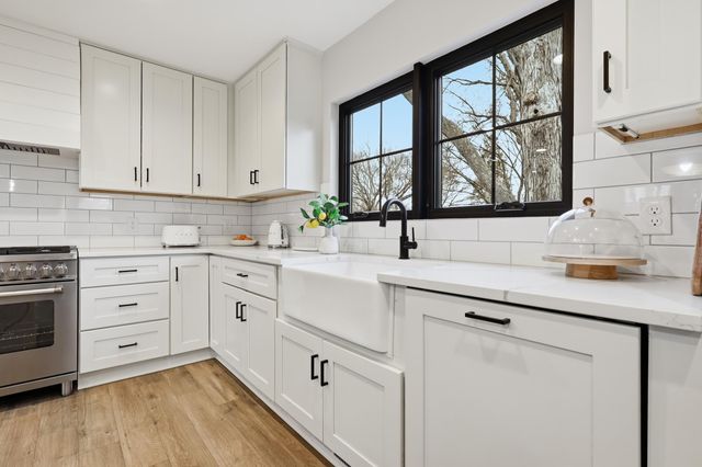 4824 W 40th Lane, Saint Louis Park, MN 55416