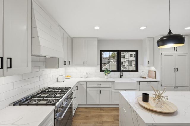 4824 W 40th Lane, Saint Louis Park, MN 55416