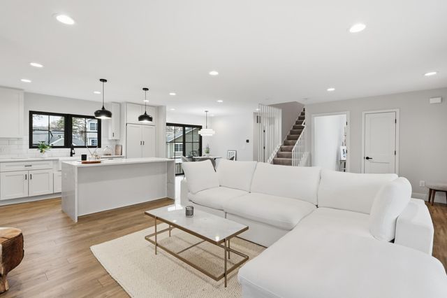 4824 W 40th Lane, Saint Louis Park, MN 55416