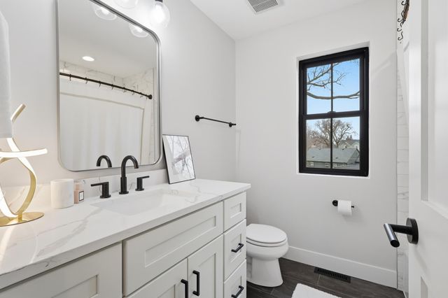 4824 W 40th Lane, Saint Louis Park, MN 55416