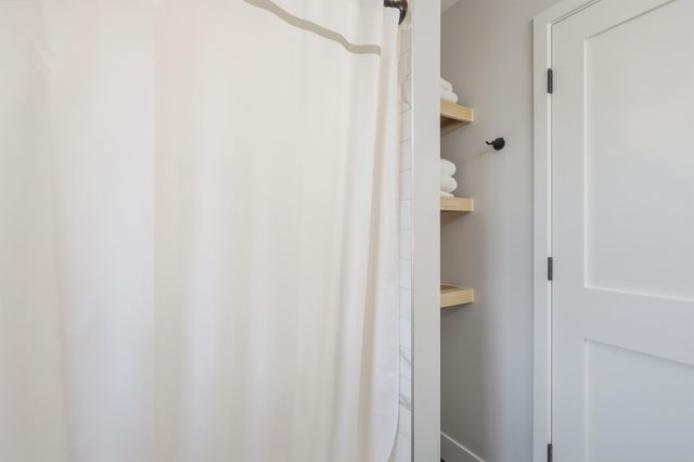 4824 W 40th Lane, Saint Louis Park, MN 55416