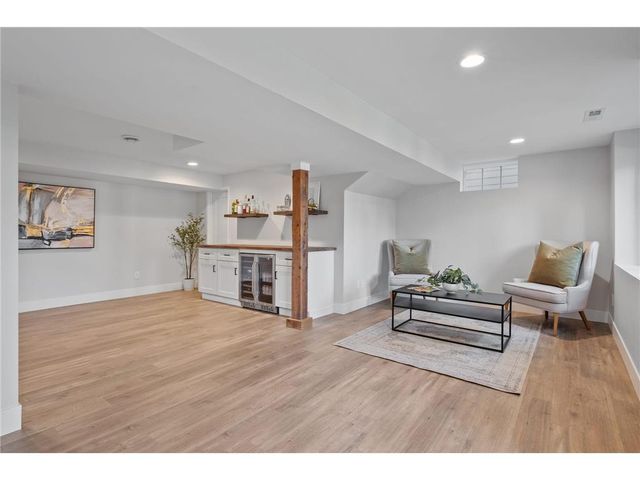 4824 W 40th Lane, Saint Louis Park, MN 55416