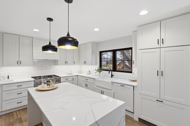 4824 W 40th Lane, Saint Louis Park, MN 55416