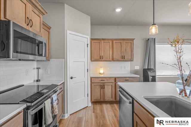 19860 Birch Avenue, Gretna, NE 68028