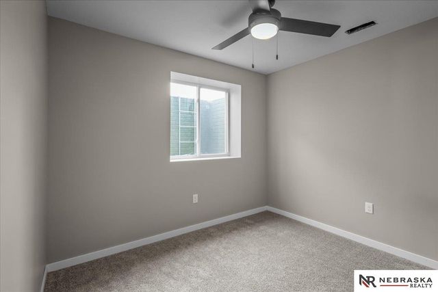 19860 Birch Avenue, Gretna, NE 68028