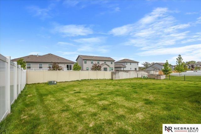 19860 Birch Avenue, Gretna, NE 68028