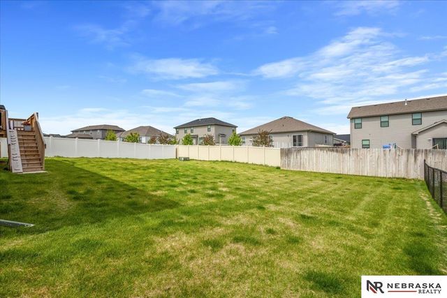 19860 Birch Avenue, Gretna, NE 68028