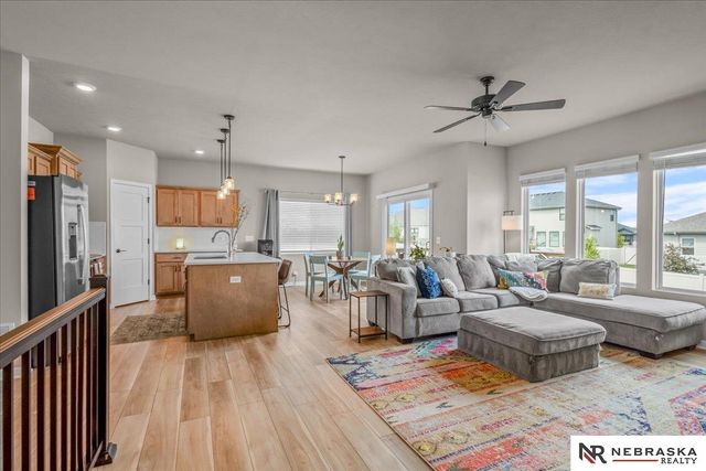 19860 Birch Avenue, Gretna, NE 68028