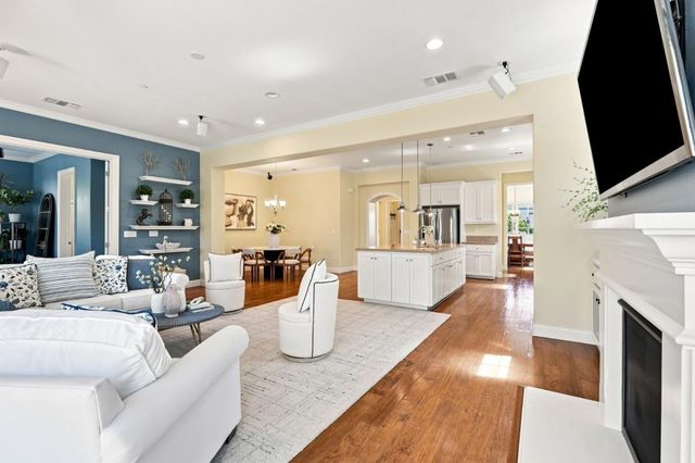 10115 Ridgeline Court, Dublin, CA 94568