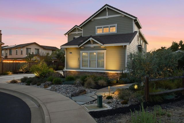10115 Ridgeline Court, Dublin, CA 94568