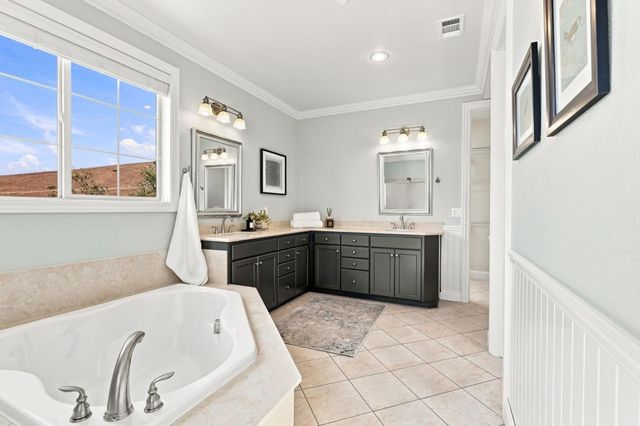 10115 Ridgeline Court, Dublin, CA 94568