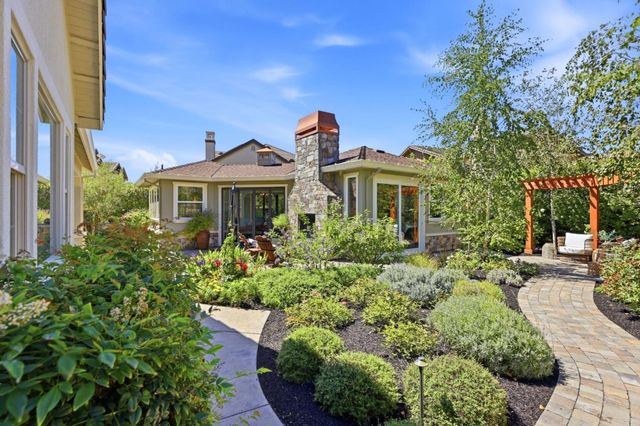 10115 Ridgeline Court, Dublin, CA 94568