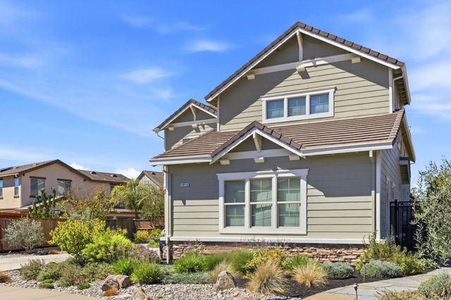 10115 Ridgeline Court, Dublin, CA 94568