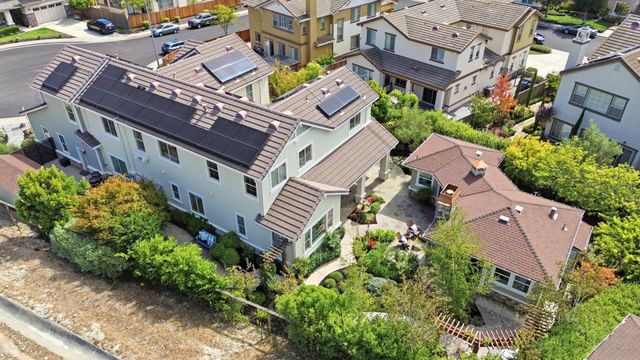 10115 Ridgeline Court, Dublin, CA 94568