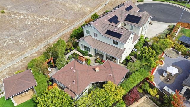 10115 Ridgeline Court, Dublin, CA 94568