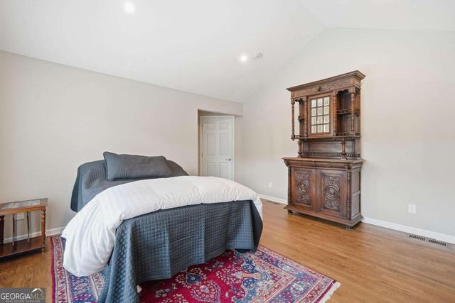 3129 Sandhurst Drive, Woodstock, GA 30189