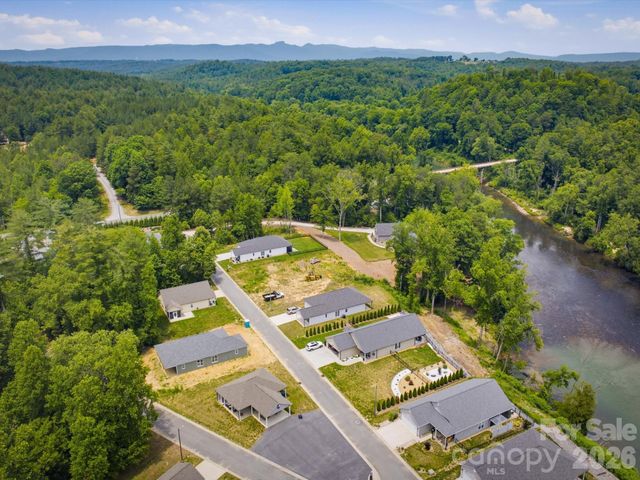 212 Eagle Landing 28, Morganton, NC 28655