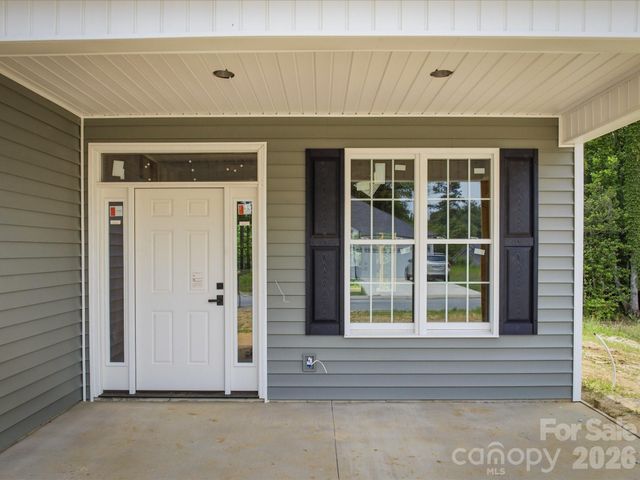212 Eagle Landing 28, Morganton, NC 28655