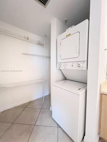 2630 SW 28th St 49, Miami, FL 33133