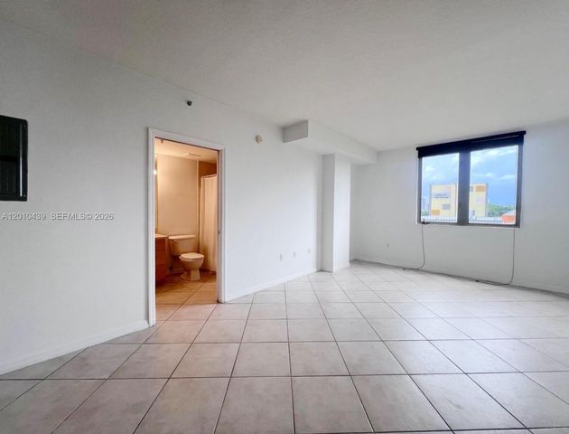 2630 SW 28th St 49, Miami, FL 33133
