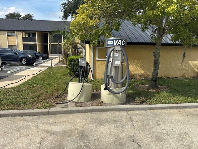 904 LAKE DESTINY ROAD G, Altamonte Springs, FL 32714