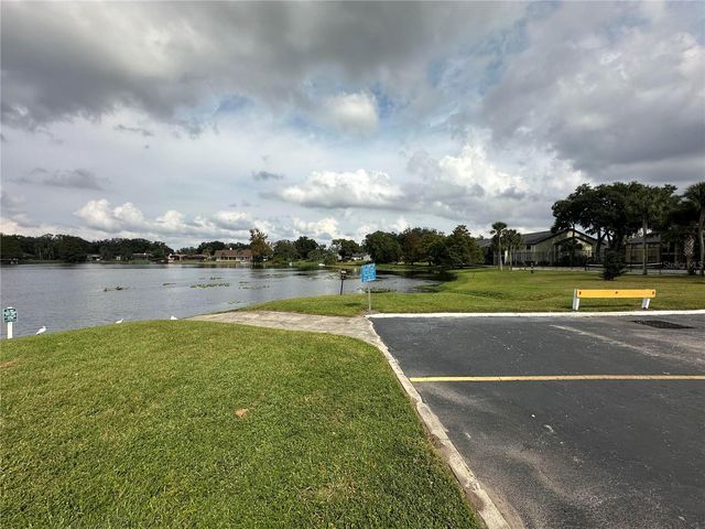 904 LAKE DESTINY ROAD G, Altamonte Springs, FL 32714