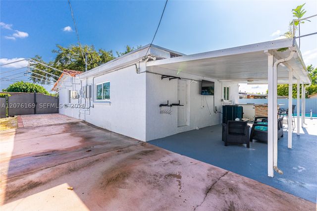 10310 SW 43rd St 0, Miami, FL 33165