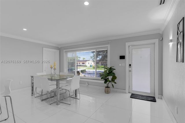 10310 SW 43rd St 0, Miami, FL 33165