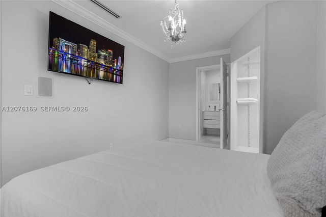 10310 SW 43rd St 0, Miami, FL 33165
