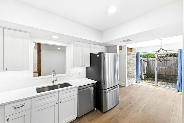 6202 Laurel Valley DR A, Austin, TX 78731