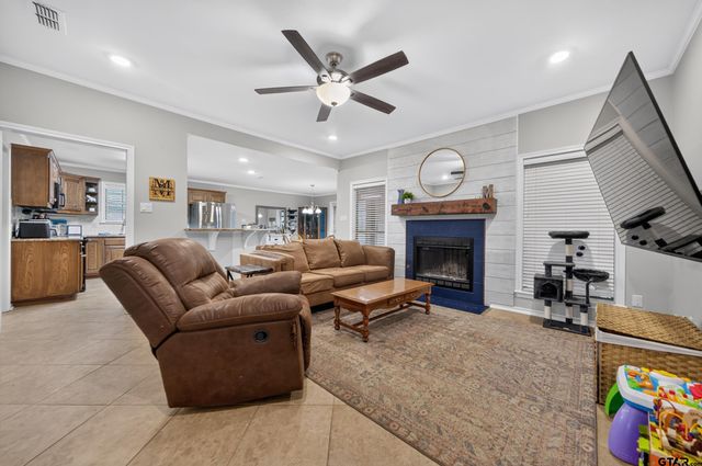 312 E Emma, Bullard, TX 75757
