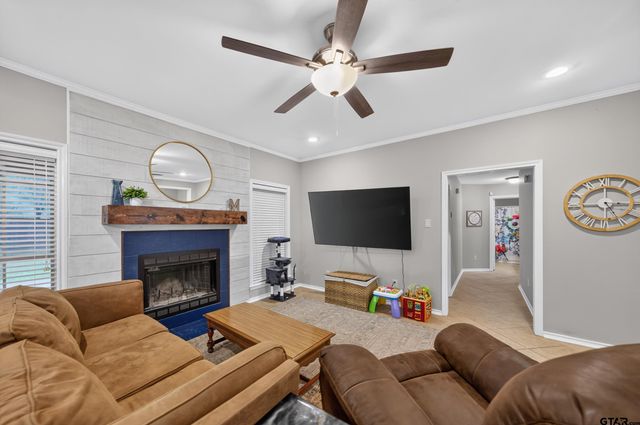 312 E Emma, Bullard, TX 75757