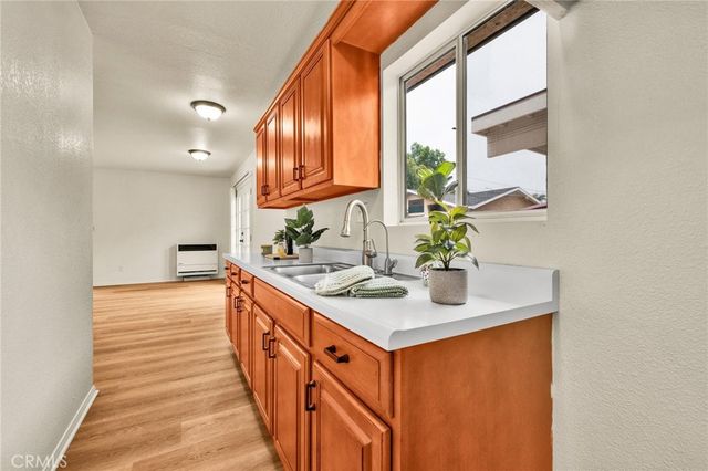 3185 Perlita Avenue, Los Angeles, CA 90039