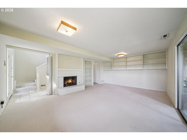 50 CONDOLEA Ct, Lake Oswego, OR 97035
