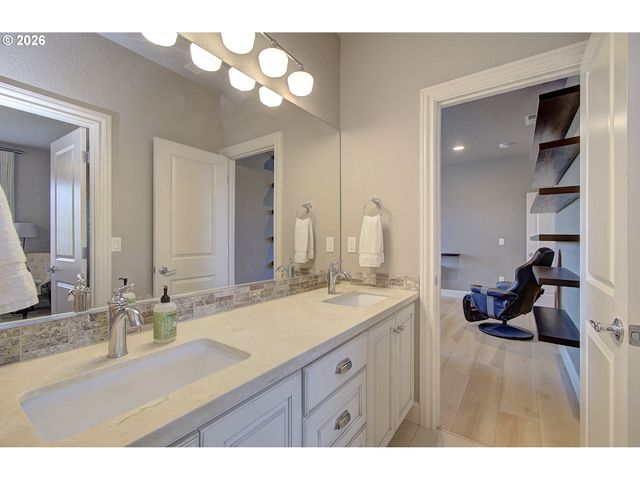 10510 Nw 31ST Ave, Vancouver, WA 98685