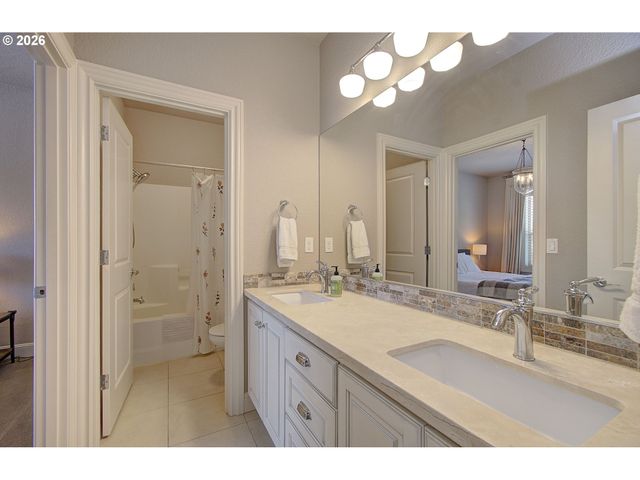 10510 Nw 31ST Ave, Vancouver, WA 98685