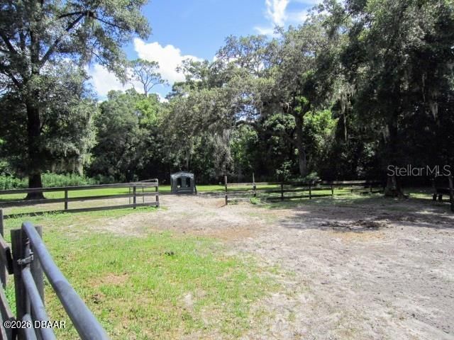 975 Rolling Acres Drive, Deland, FL 32720