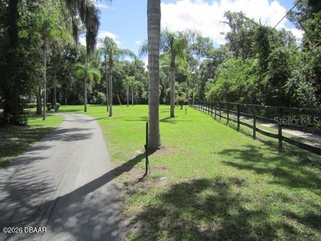 975 Rolling Acres Drive, Deland, FL 32720