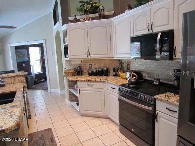 975 Rolling Acres Drive, Deland, FL 32720