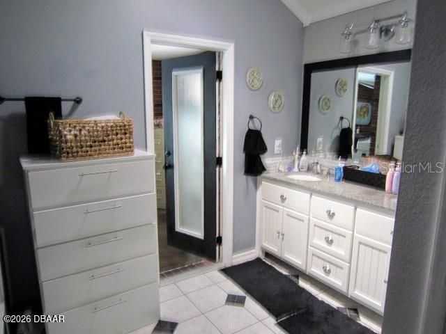 975 Rolling Acres Drive, Deland, FL 32720