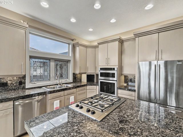 9112 Nw WILEY Ln, Portland, OR 97229