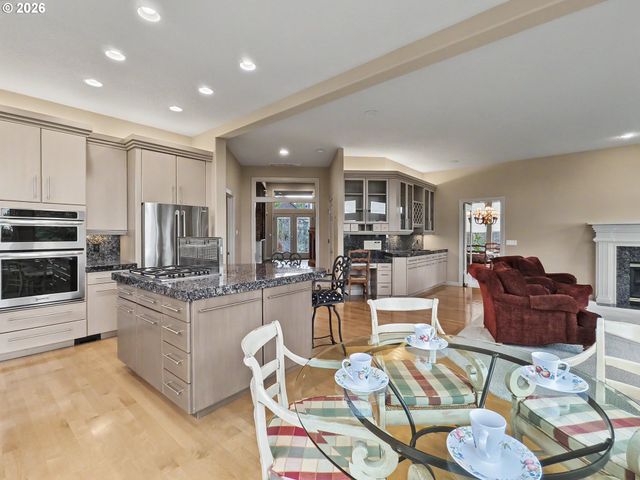 9112 Nw WILEY Ln, Portland, OR 97229