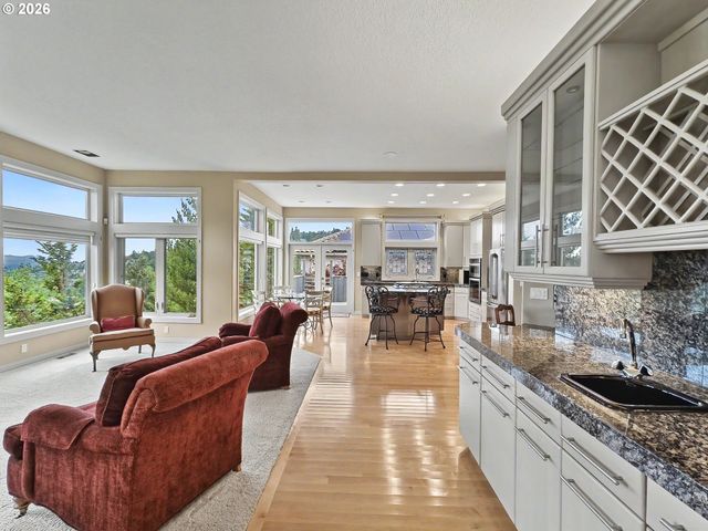 9112 Nw WILEY Ln, Portland, OR 97229