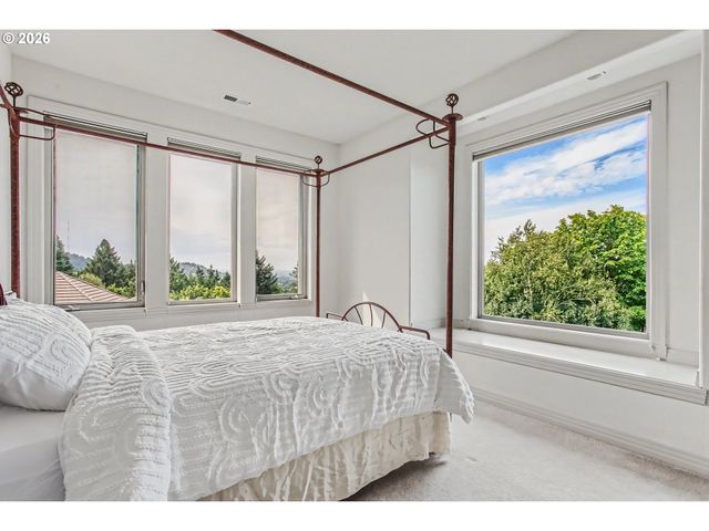 9112 Nw WILEY Ln, Portland, OR 97229